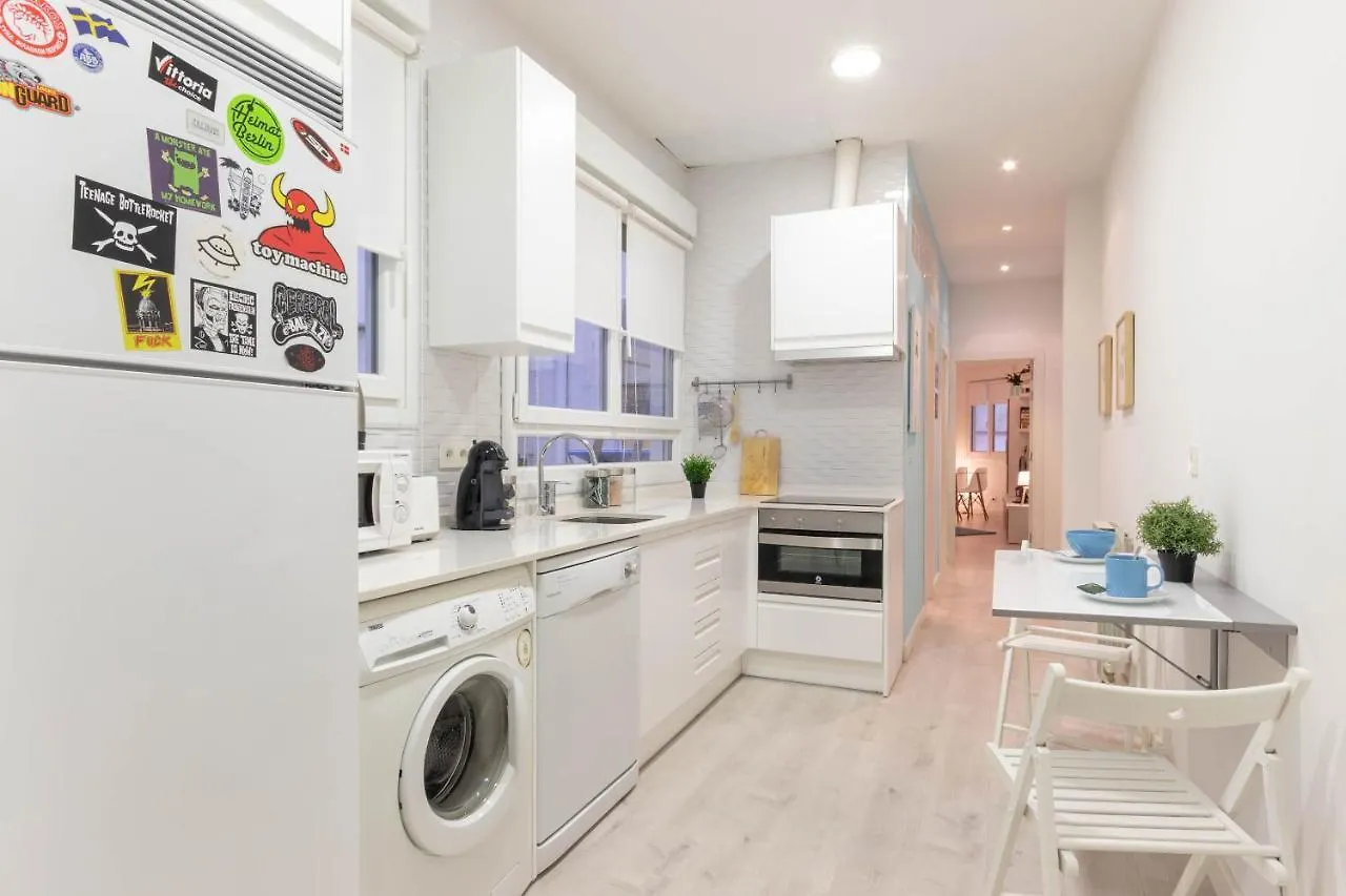 At The Heart Of Bilbao - Guggenheim Apartment